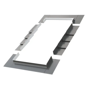 EL Flashing for deck mounted skylights